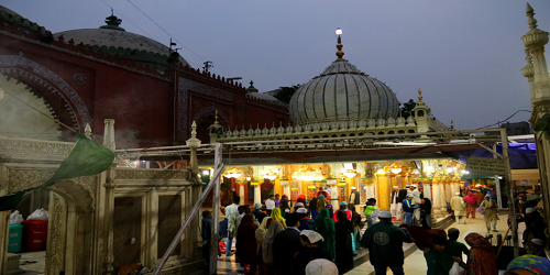 Nizamuddin Basti: 700 Years of Living Heritage